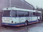 Wagen 61-79, Bj/EZ: 1967-1968. Rein zufllig stie ich im Oktober 1987 auf diesen ehemaligen Bus der Oldenburger Vorortbahnen Pekol. Er ist hier stellvertretend fr insgesamt 19 Fahrzeuge des Typ MAN 750 HO-M 11A abgebildet, die in den Jahren 1967 (61-68) und 1968 (69-79) angeschafft wurden. Der unter dem Namen Metrobus bekannt gewordene Stadtbus gilt als Vorlufer der spter entwickelten VV-Busse. Die Typenbezeichnung steht fr eine Nutzlast von 7 Tonnen, bei einer Motorleistung von 150 PS. Der Hinweis HO fr Heckmotor-Omnibus wre heute berflssig. M 11 steht fr eine Fahrzeuglnge von 11 Metern. Der letzte Zusatz  A  weist auf die breiten, viergliedrigen Tren hin. Ich bin erst 1972 nach Oldenburg gezogen aber kann mich noch dunkel an eine Fahrt in diesen Bussen erinnern. Ebenfalls 1967 wurde der Fuhrpark um ein Fahrzeug der Gelenkbusvariante erweitert. Dieser Bus, Typenbezeichnung 890 UG-M 16A (also 8 Tonnen, 190 PS, Unterflurgelenkbus, 16 Meter lang, breite Tren) wurde unter den Mitarbeitern bei Pekol wegen seiner bulligen Form nur  der Panzer  genannt. Der abgebildete Bus wurde mir damals zum Kauf angeboten. Heute rgere ich mich nicht zugeschlagen zu haben, denn das Fahrzeug wre als Verbindungsglied zwischen den Eigenbauten von Theodor Pekol und den ersten Bussen des Typ SL I ein Meilenstein und damit heute von groem Wert gewesen. 