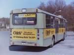 MAN SG 192/153350/die-oebs-busse-gute-chancen-die-gleiche Die BS-Busse. Gute Chancen die gleiche Beschriftung zu erhalten hatten Wagen 133 und 147, die beide im Januar 1983 umlackiert wurden. Wagen 133 hatte bis zu diesem Zeitpunkt die alte Version der BS-Werbung, die einen schwarzen Hintergrund hatte. Die Aufnahme entstand aber erst im April 1984, kurz vor dem Ausscheiden des Busses. Hier mal eine Heckklappe mit Telefonnummer.