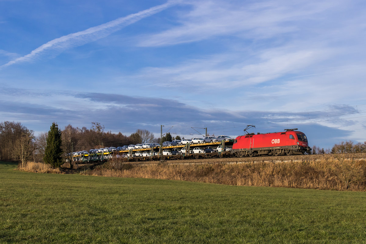 1016 007 mit einem Autozug am 13. Dezember 2016 bei Rann.