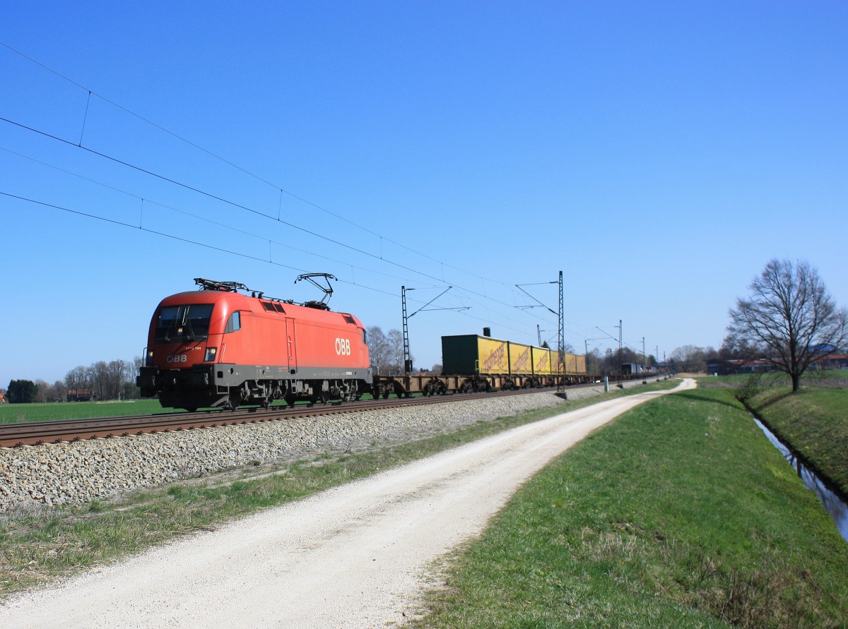 1116 194-2 war am 29. M�rz2014 bei �bersee in Richtung M�nchen unterwegs.