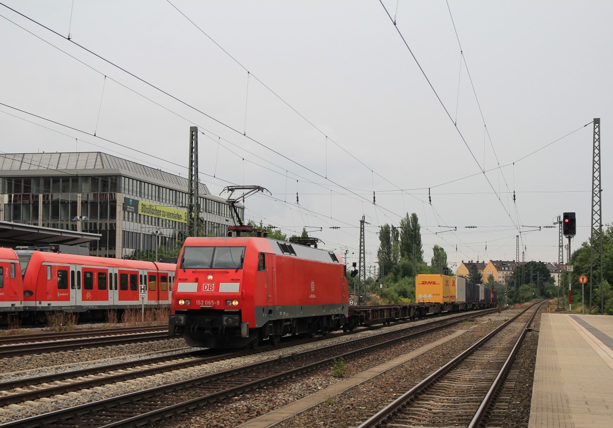 152 065-9 am 26. August 2013 in M�nchen-Heimeranplatz.