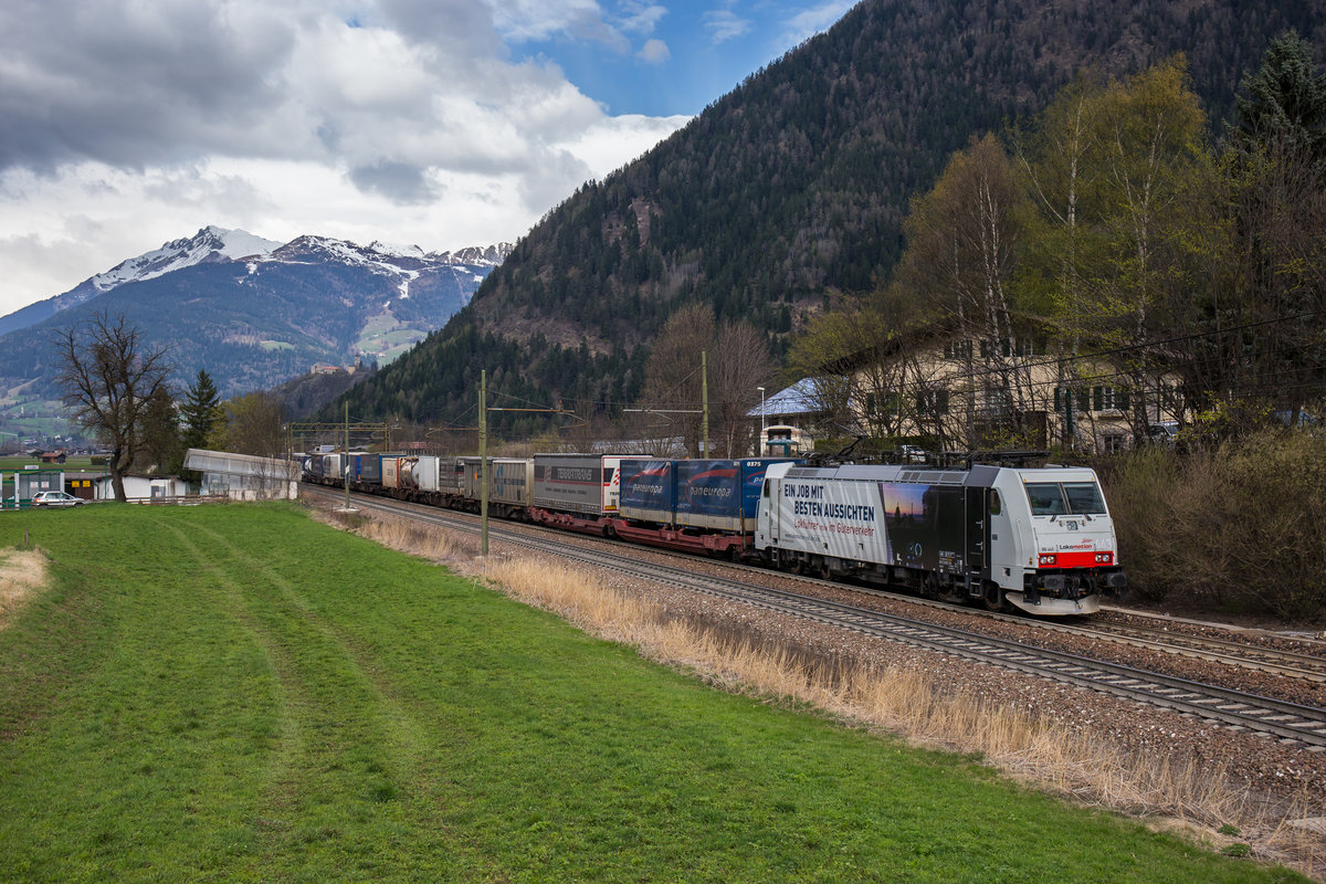 186 443 am 7. April 2017 vom Brenner kommend bei Freienfeld/Campo di Trens in S�dtirol.