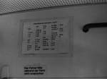 1982. Das Foto, aufgenommen am 24.01.82, zeigt die Zielschildbersicht in Wagen 49. Normalerweise waren diese Aufkleber im Inneren des Zielschildkastens angebracht und fr die Fahrgste nicht sichtbar. Die verschiedenen Buchstabenkombinationen hinter den Linienziffern, erklren sich durch die genderten oder verlngerten Streckenfhrungen, z.B. an Wochenenden, Sonn- u. Feiertagen oder im Fahrplan nach 20.00 Uhr. So stand  1/K-T  fr das Fahrziel KENNEDYSTRASSE bis Thomasburg, da die Linie 1 dann in sdlicher Richtung teilweise die Linie 6 mitbediente. Die Linie 8 und 9 teilten sich das Fahrziel  BA  fr Hauptbahnhof, whrend die Linie 9 entweder nach  BL  fr Bloherfelde,  BL-P  fr die Weiterfahrt nach Petersfehn oder  BL-W  fr das Fahrziel Wildenloh fuhr.  S  oder  STM  stehen fr STADTMUSEUM (bentigt fr die Linien 7, 12, 16 und im Pendelverkehr),  WEH  steht fr Weser-Ems-Halle und  Sch  fr die Kennzeichnung als Schulbus.