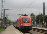 1016 015 durchf�hrt soeben den Bahnhof von Bernau am Chiemsee in Richtung Salzburg.